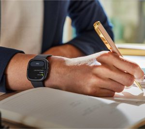 Fitbit Versa 4 vs Fitbit Sense 2