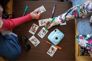 Instax Mini 12 vs 11